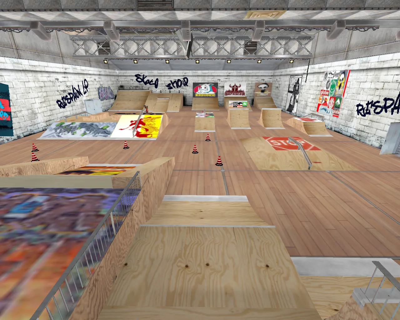 aim_skatepark_csz для CS 1.6: тренировка прицела, точки, боты и раундовые настройки - скриншот 2