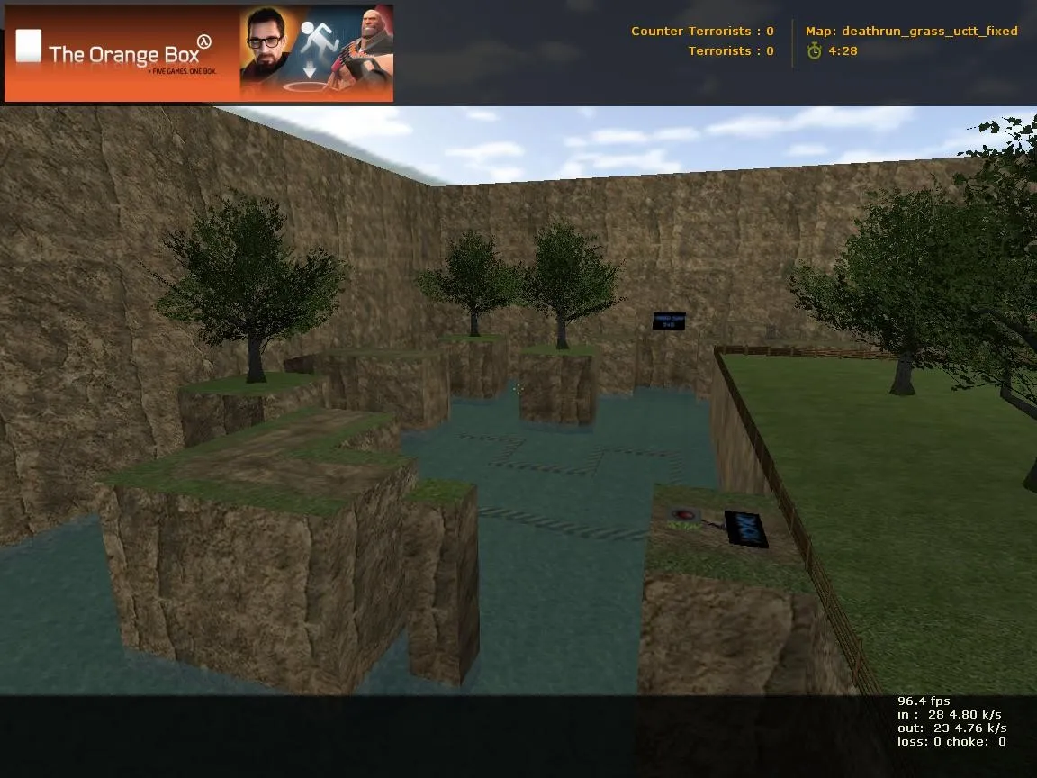 deathrun_grass_uctt_fixed для CS 1.6: маршруты CT/T, боты и оптимизация - скриншот 3