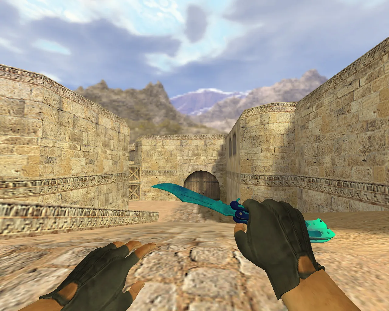 Нож-бабочка «Синее море» v_knife p_knife w_knife для CS 1.6: звук, анимация осмотра, качество текстур - скриншот 2