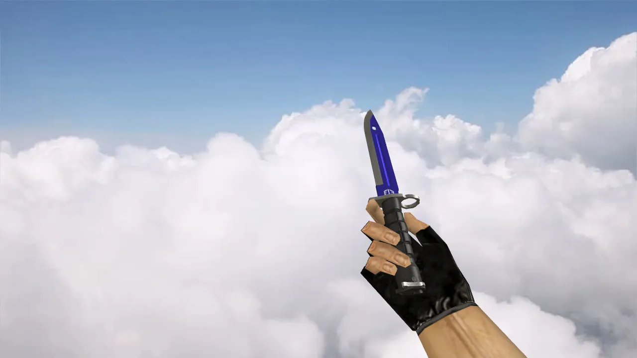 Скин ножа «Bayonet Automatic Blue» v_knife для CS 1.6: p_ и w_ модели, звук, анимация осмотра, текстуры — скриншот 1